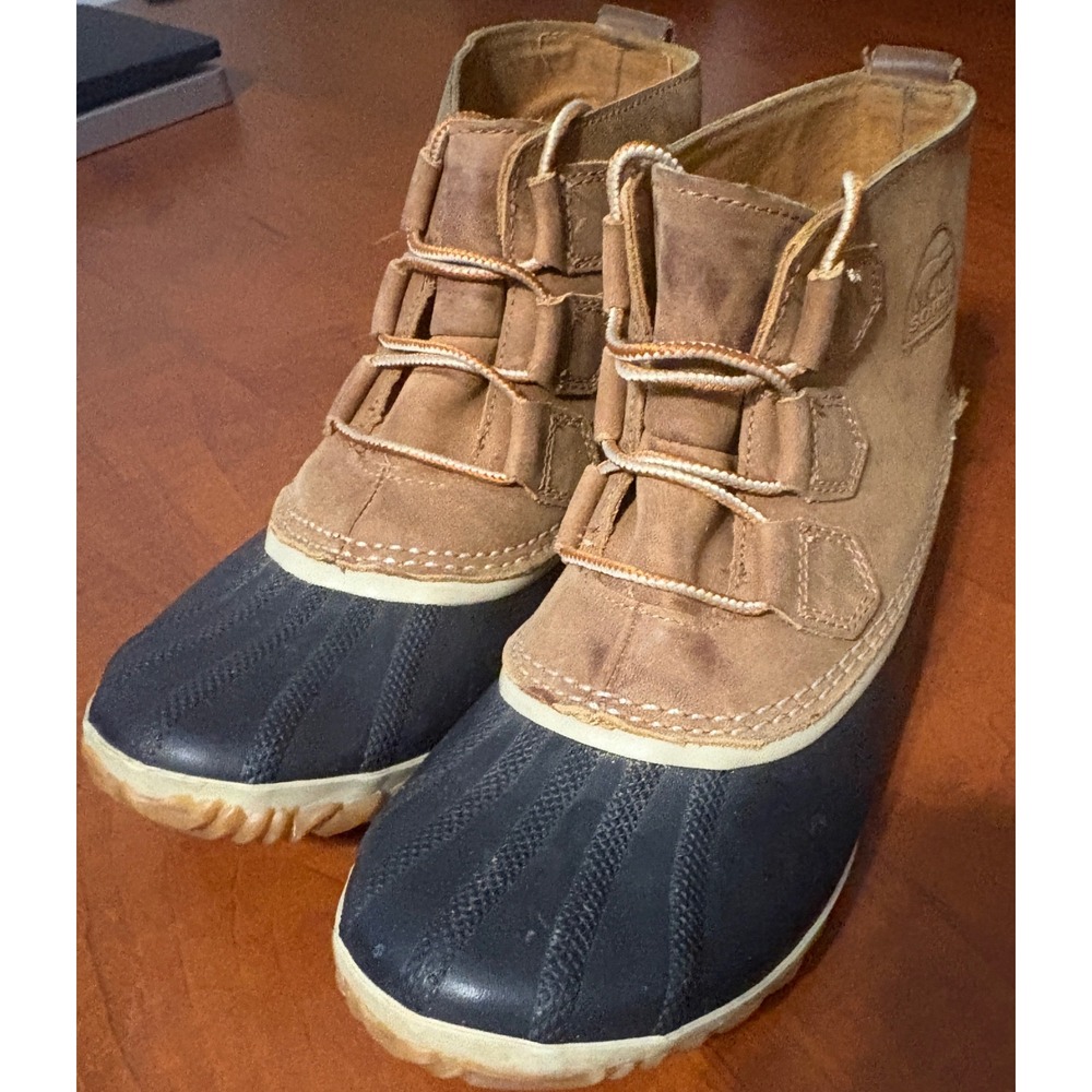 Sorel Out N About Leather Duck Boots Elk Black NL2133-286 Womens 8.5